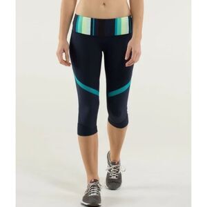 Lululemon Align Core Kicker Crop Inkwell Assorted Stripe Surge Legging Blue Size